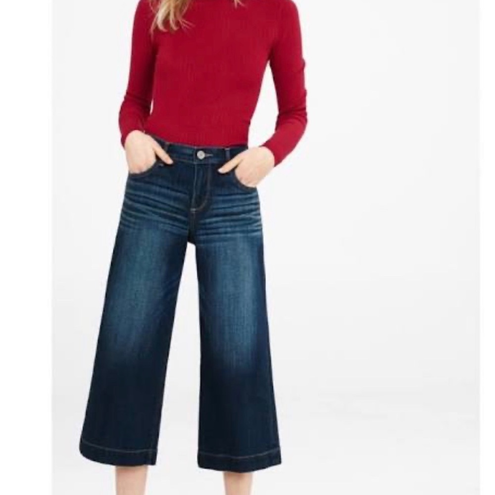 Express crop high waisted jeans, NWT